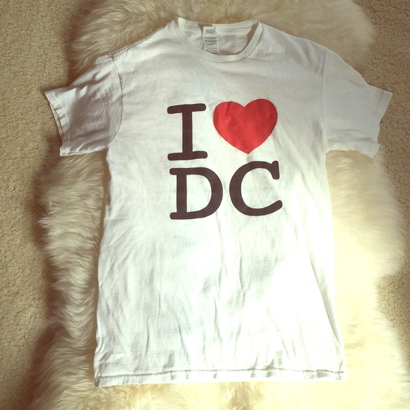 DELTA 100% Preshrunk Cotton I ❤️DC Tee Shirt AGAIN - Picture 1 of 6